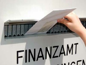 Brief beim Finanzamt abgeben